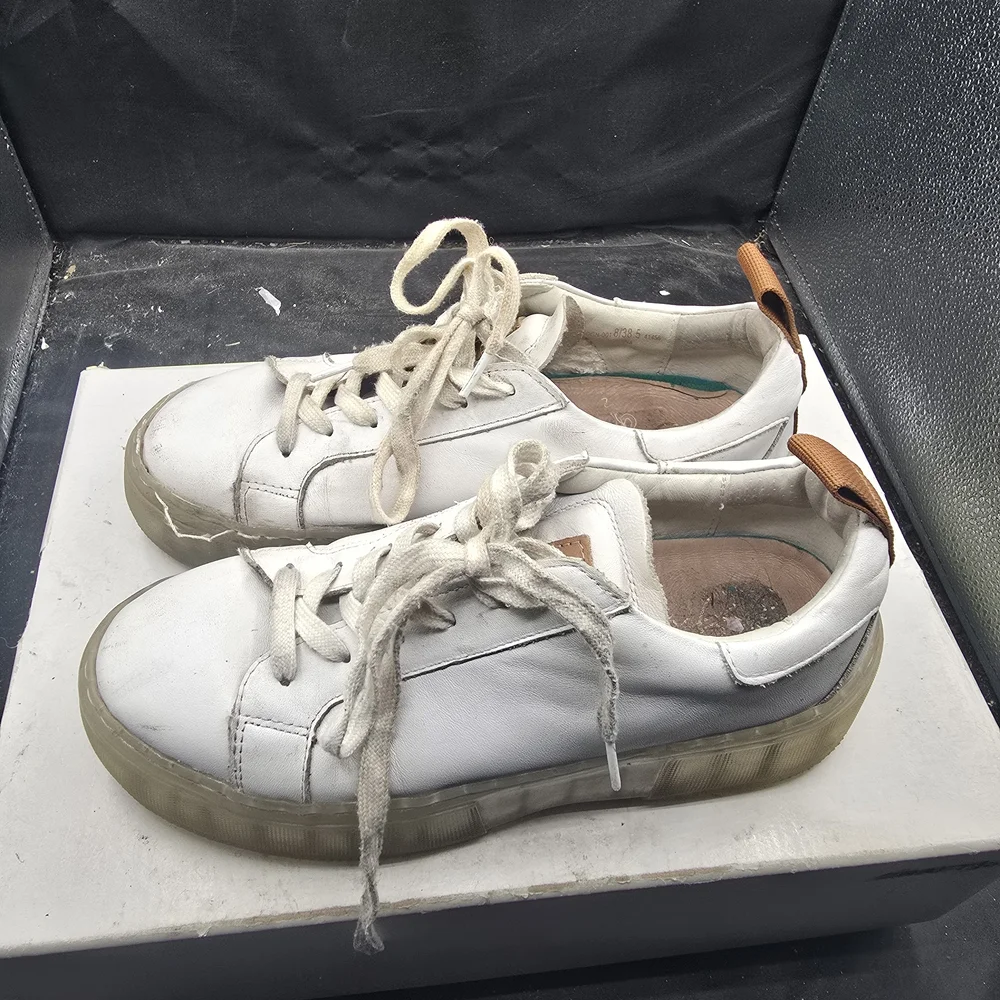 42 GOLD White Platform Sneakers‎